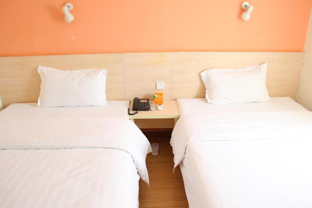 7Days Premium Chongqing Hongqihegou Hotel Exterior photo